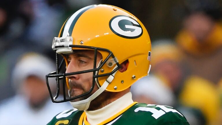 Aaron Rodgers: Odds Indicate He’ll Be Next Full-Time Jeopardy! Host