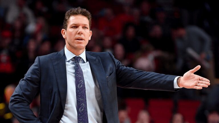 NBA Odds: Walton Likely to Be Next Coach to Lose His Job
