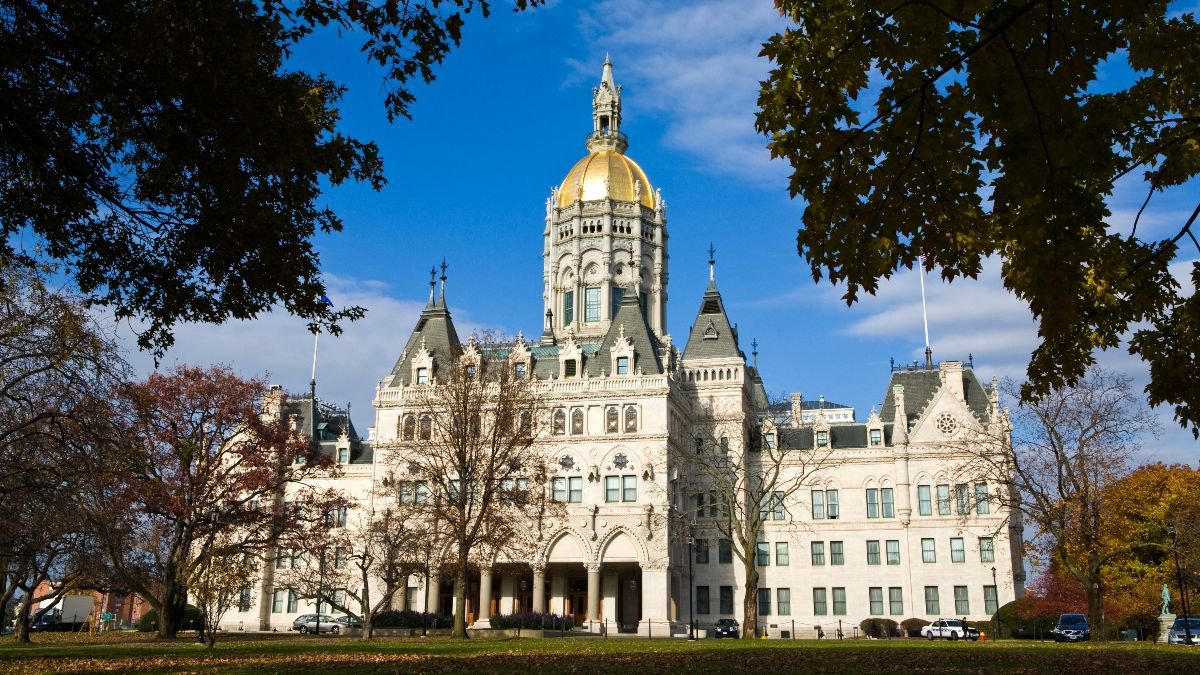 Online Casino and Sports Betting Legislation Moves Forward in Connecticut