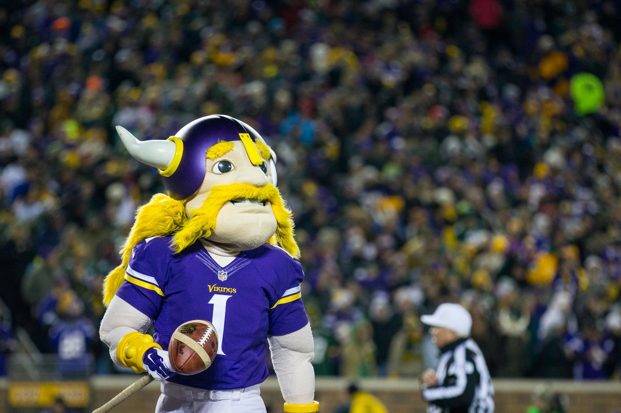Monday Night Football: Vikings vs Bears Week 15 Odds and Preview